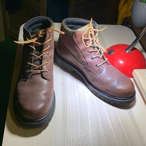Timberland leather boots sz 9